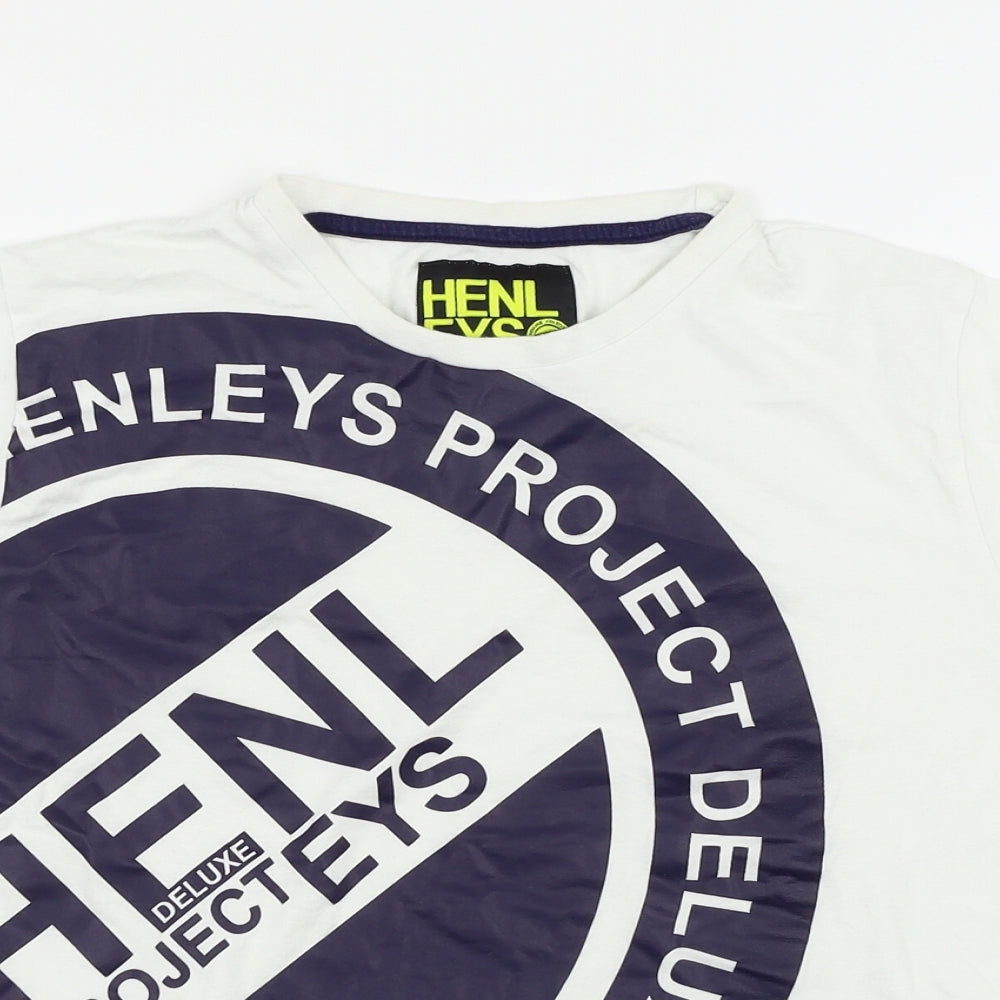 Henleys Boys White   Basic T-Shirt Size 11-12 Years
