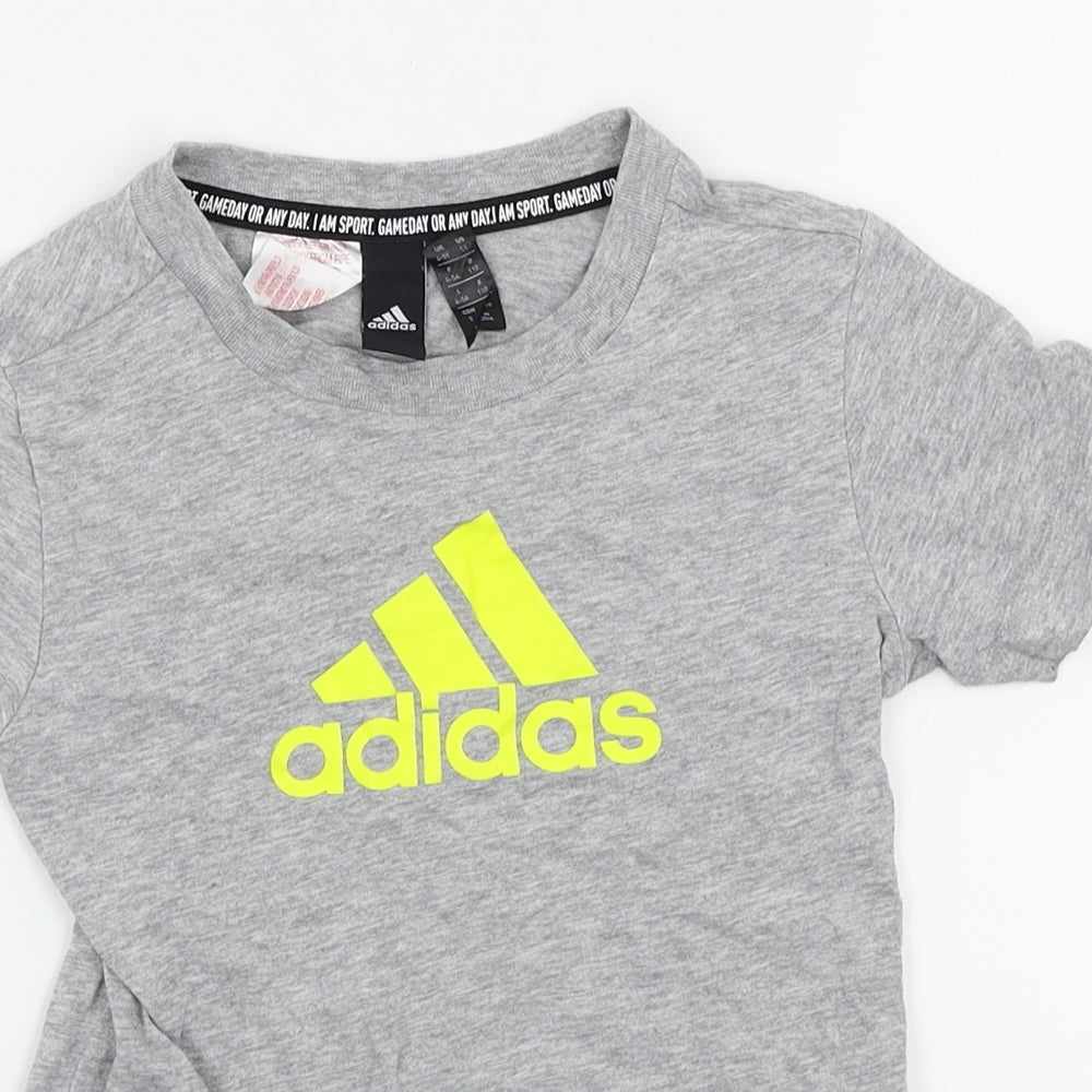 adidas Boys Grey   Basic T-Shirt Size 5-6 Years
