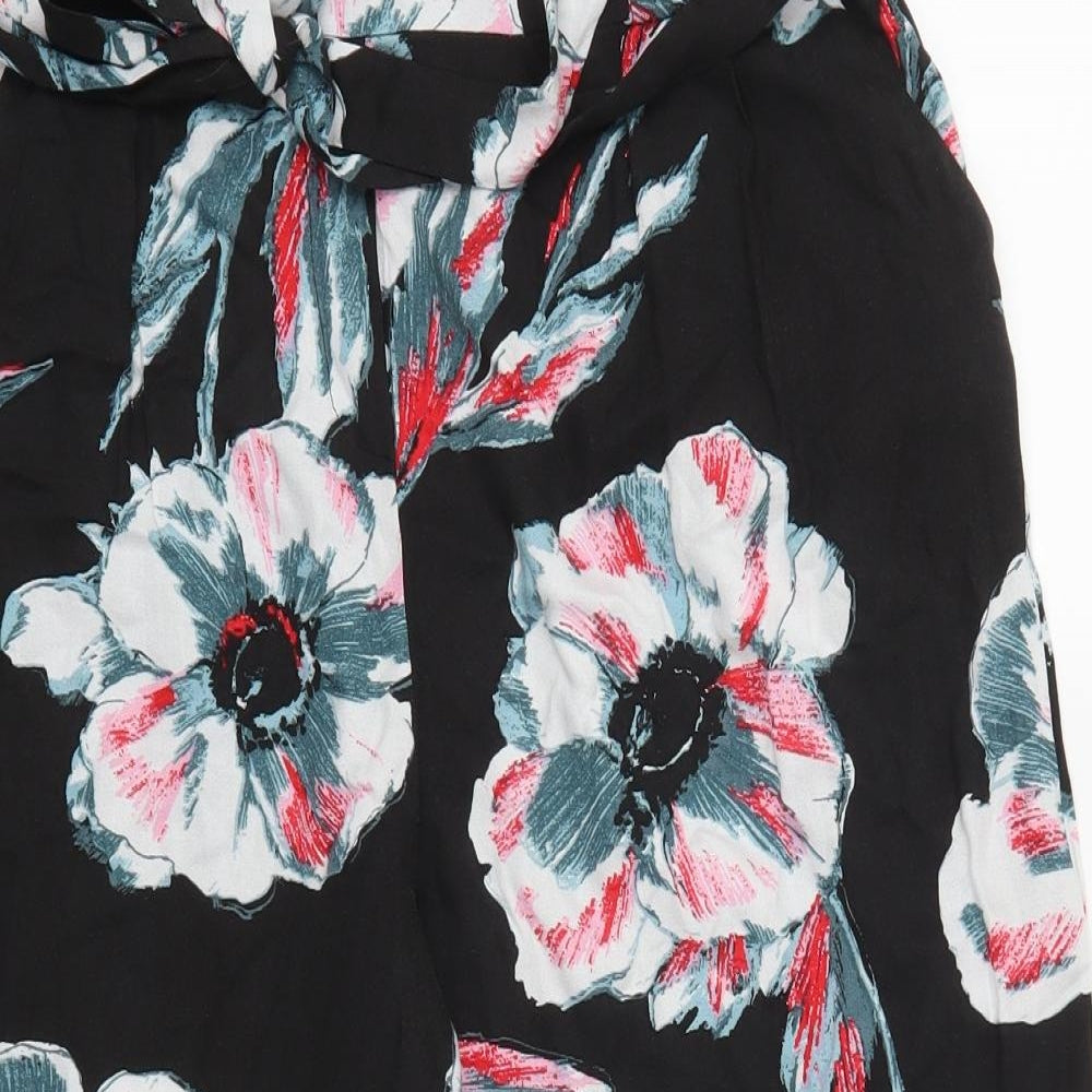 Nutmeg Womens Black Floral  Cropped Trousers Size 12 L20 in