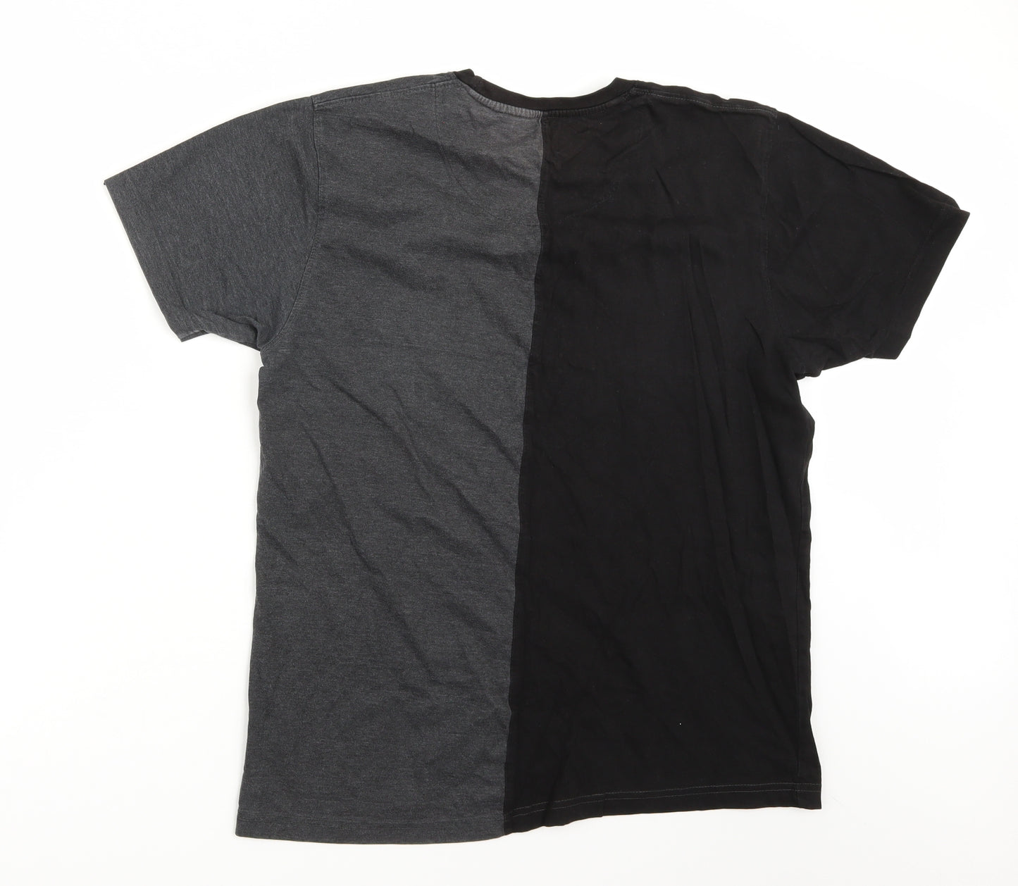 Roadster Mens Black    T-Shirt Size L