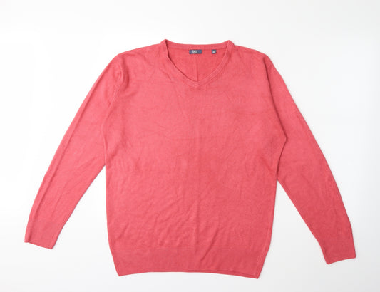 Front view of Easy men’s pink knit jumper, size M