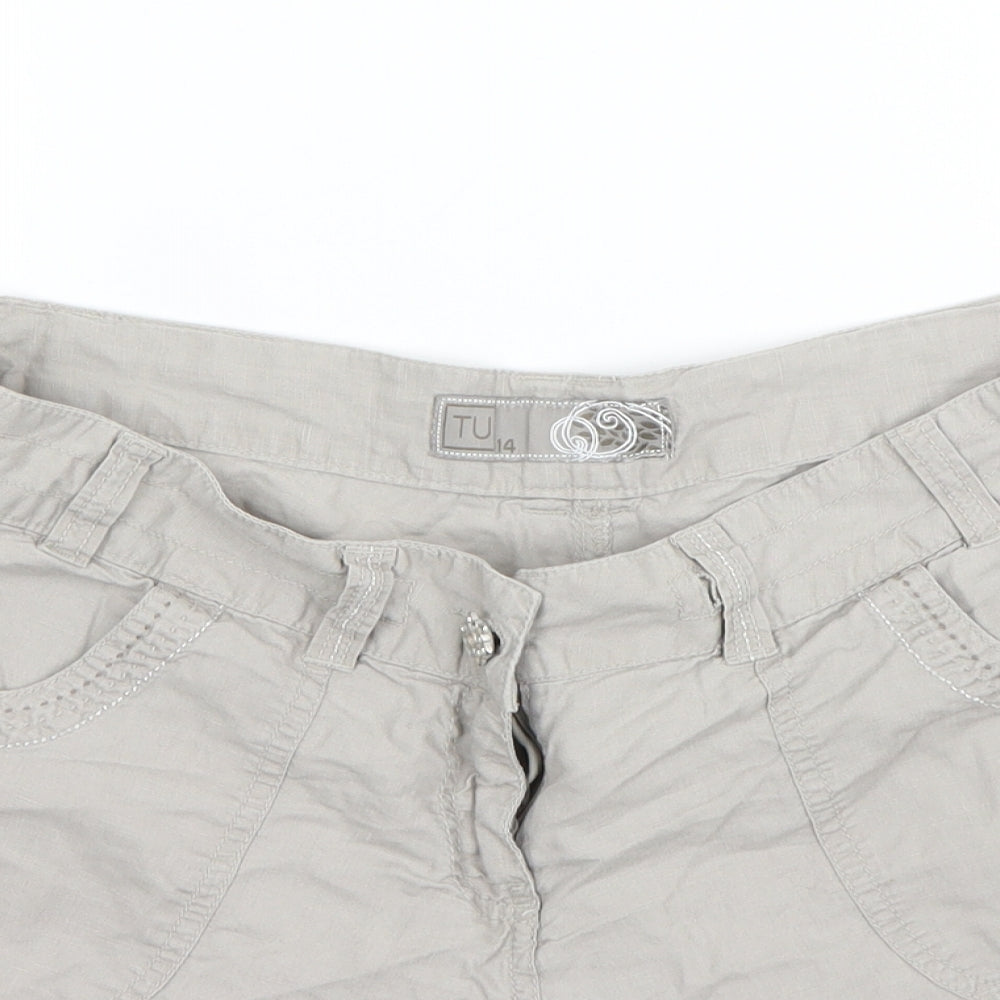 TU Womens Beige   Cargo Shorts Size 14