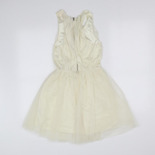 pre worn Womens White   Fit & Flare  Size 8