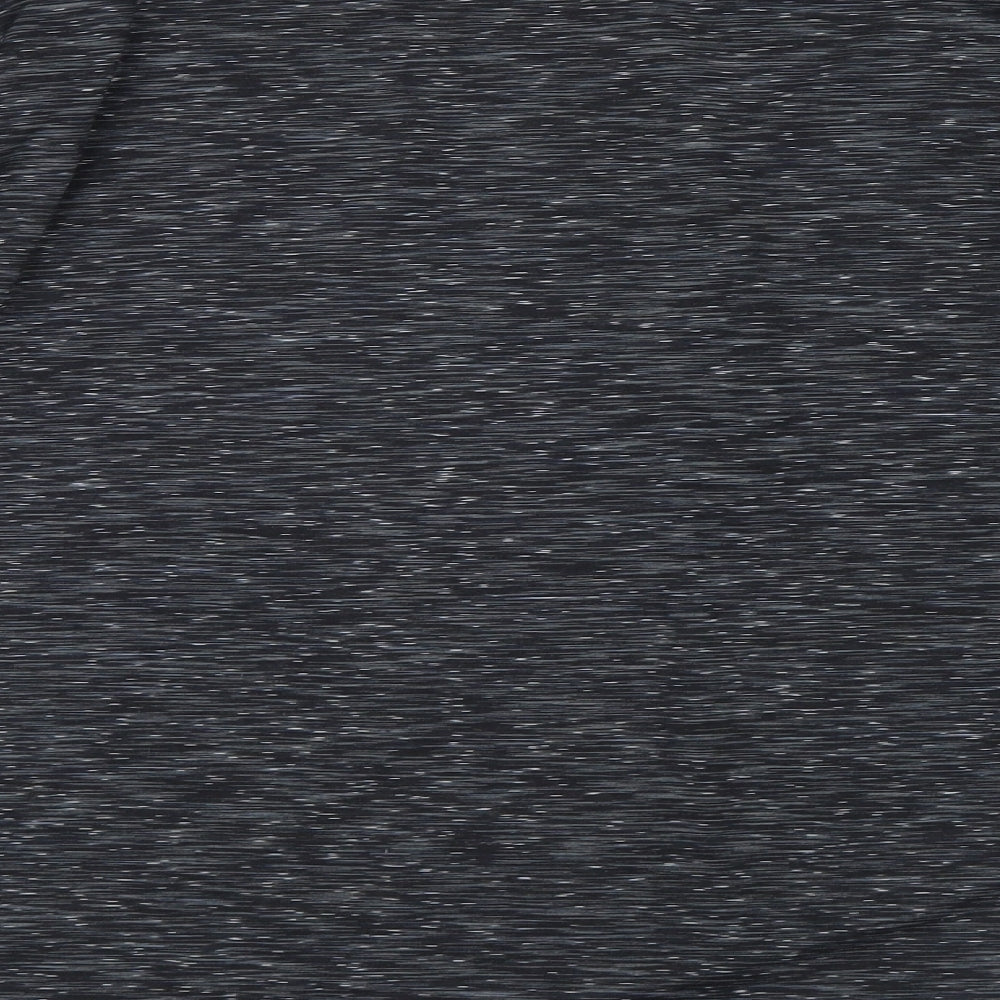 Guuka Mens Grey    T-Shirt Size L