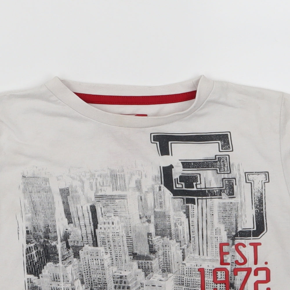 Ecko Unltd. Boys White  Jersey Basic T-Shirt Size 4-5 Years