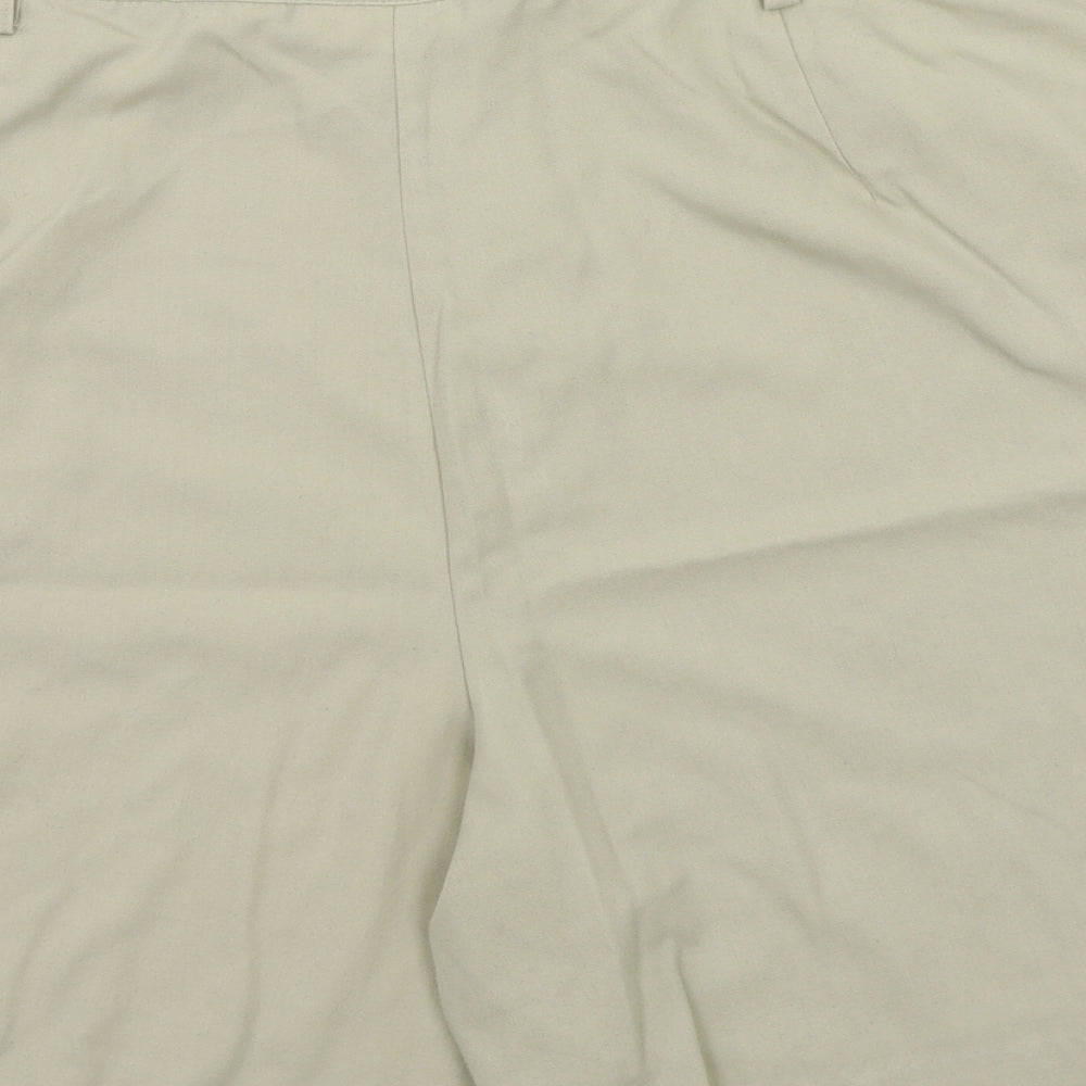 Bonmarché Womens Beige   Chino Shorts Size 18