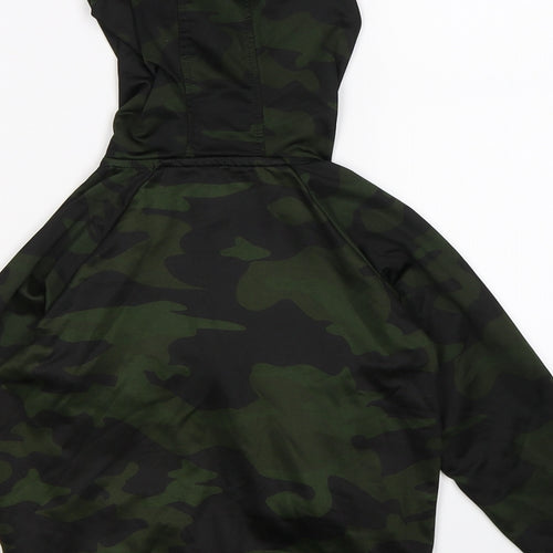 US Athletic Boys Green Camouflage  Jacket  Size 6 Years