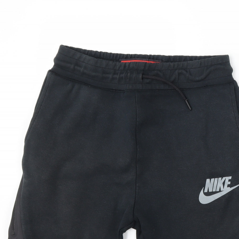 Nike Boys Black   Sweat Shorts Size 10-11 Years