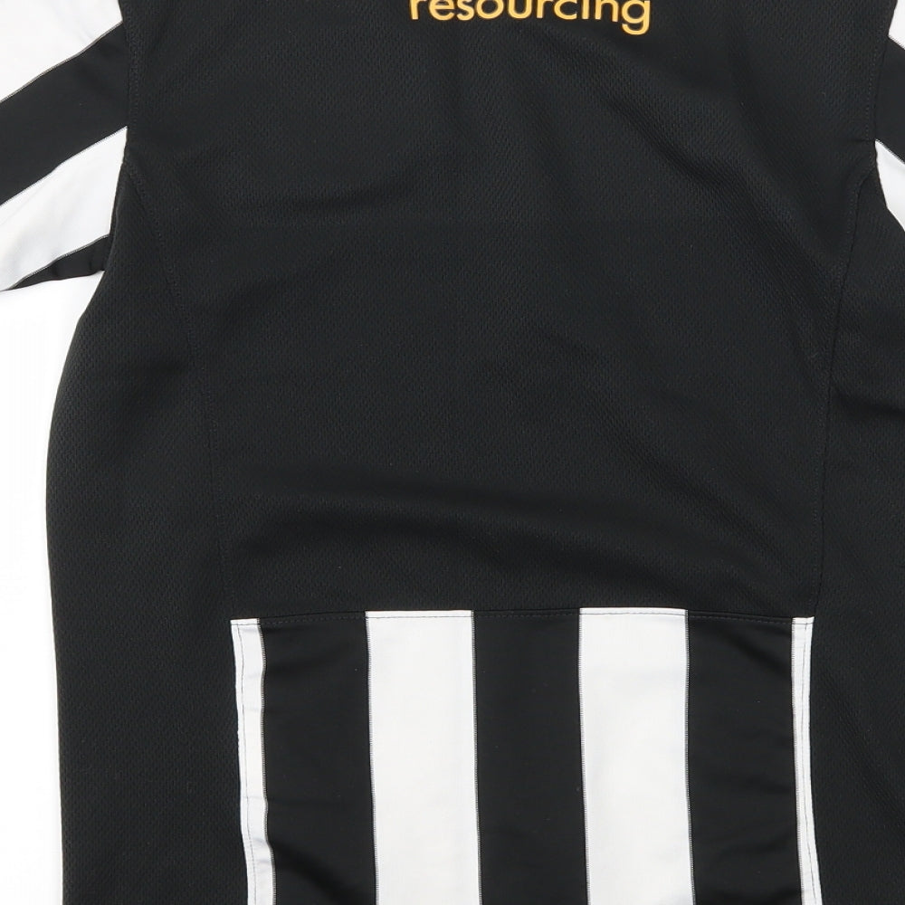Nike Boys Black Striped  Basic T-Shirt Size 8-9 Years  - notts county fc