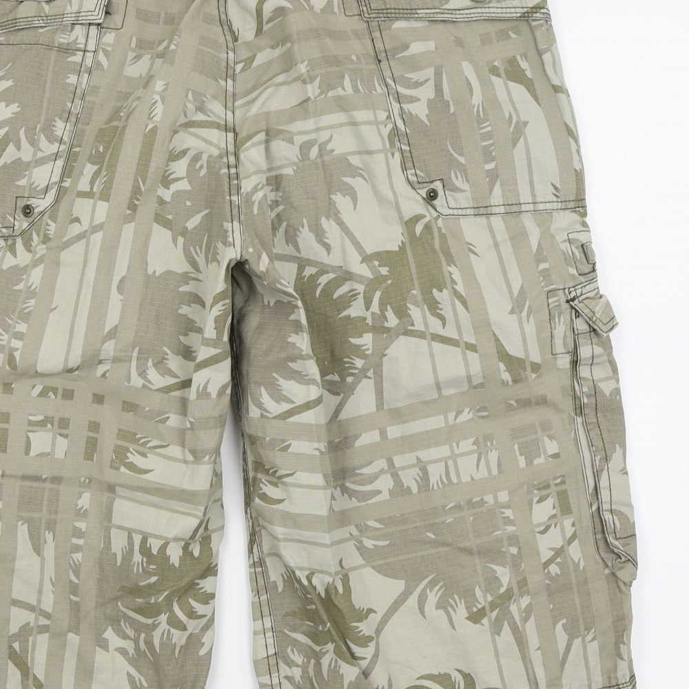 le cooper Mens Beige Floral  Cargo Shorts Size 38 in