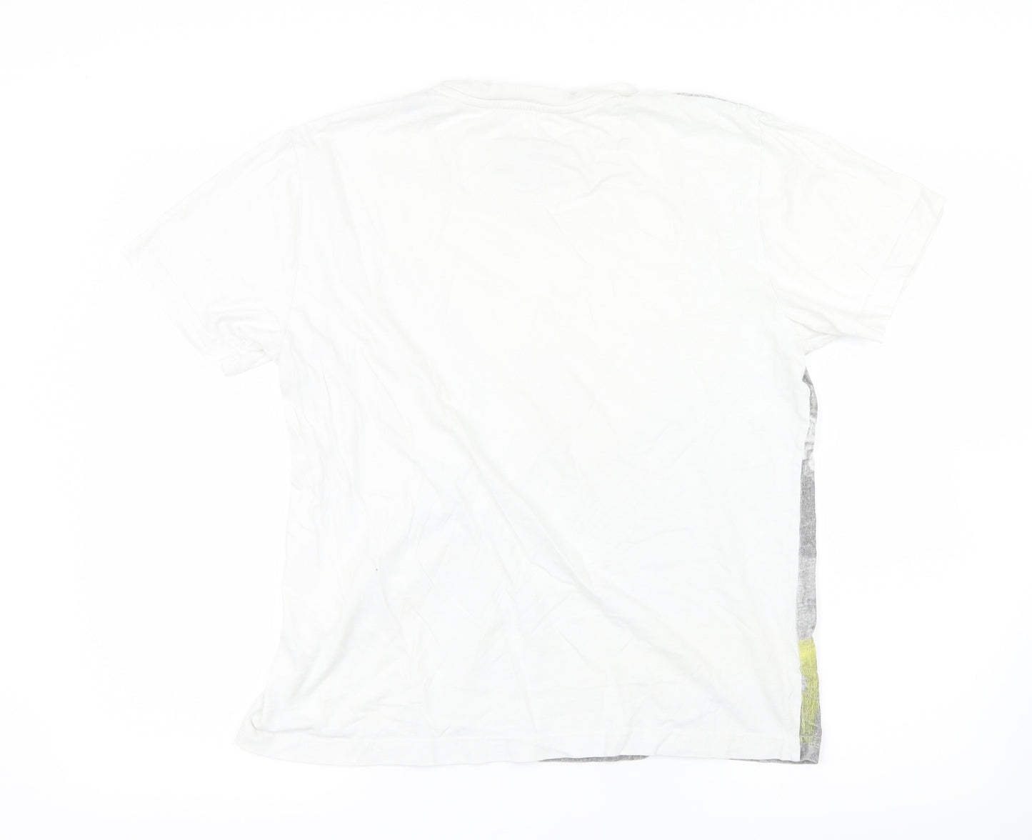 Petroleum Mens White    T-Shirt Size M