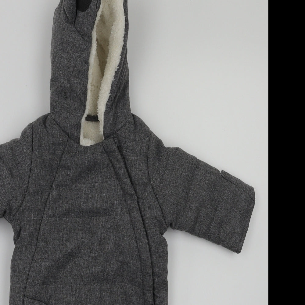 Preworn Baby Grey   3-in-1 Jacket Coat Size 0-3 Months