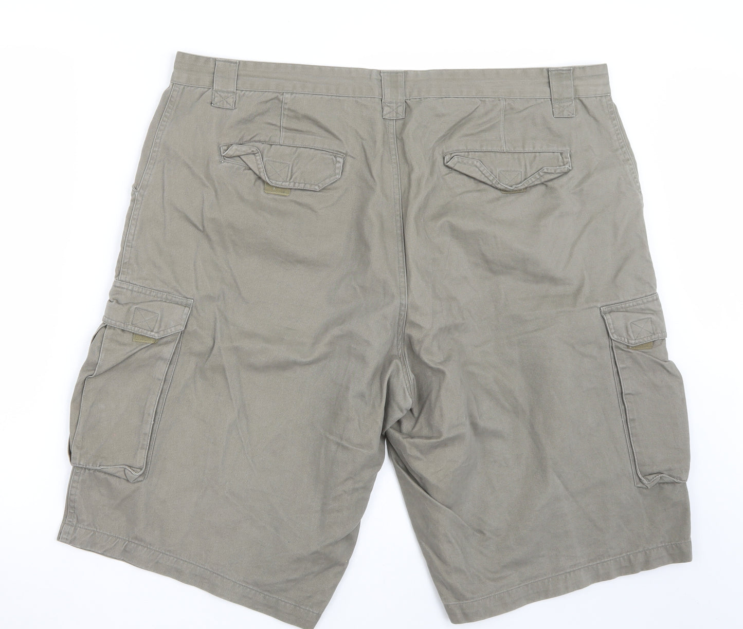 Cedar Wood State Mens Green   Cargo Shorts Size 40