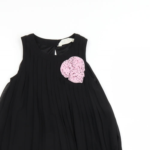 H&M Girls Black   Trapeze & Swing  Size 5-6 Years  - pleated