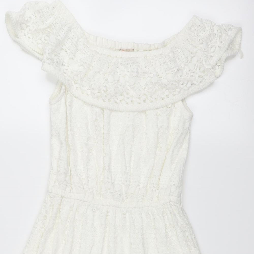 Monsoon Girls White Floral  Fit & Flare  Size 11-12 Years  - lace detail throughout