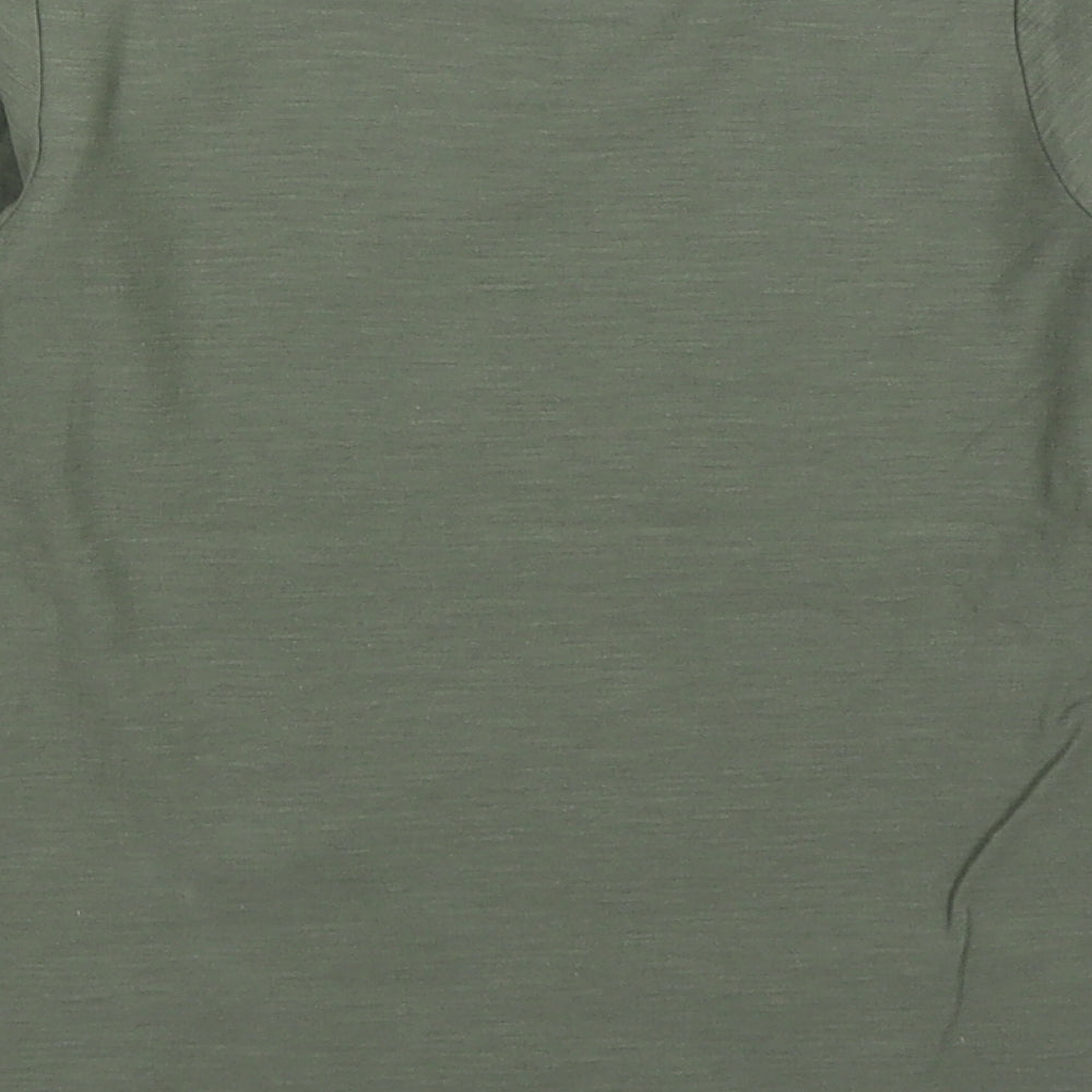 I love girls wear Girls Green   Basic T-Shirt Size 8 Years
