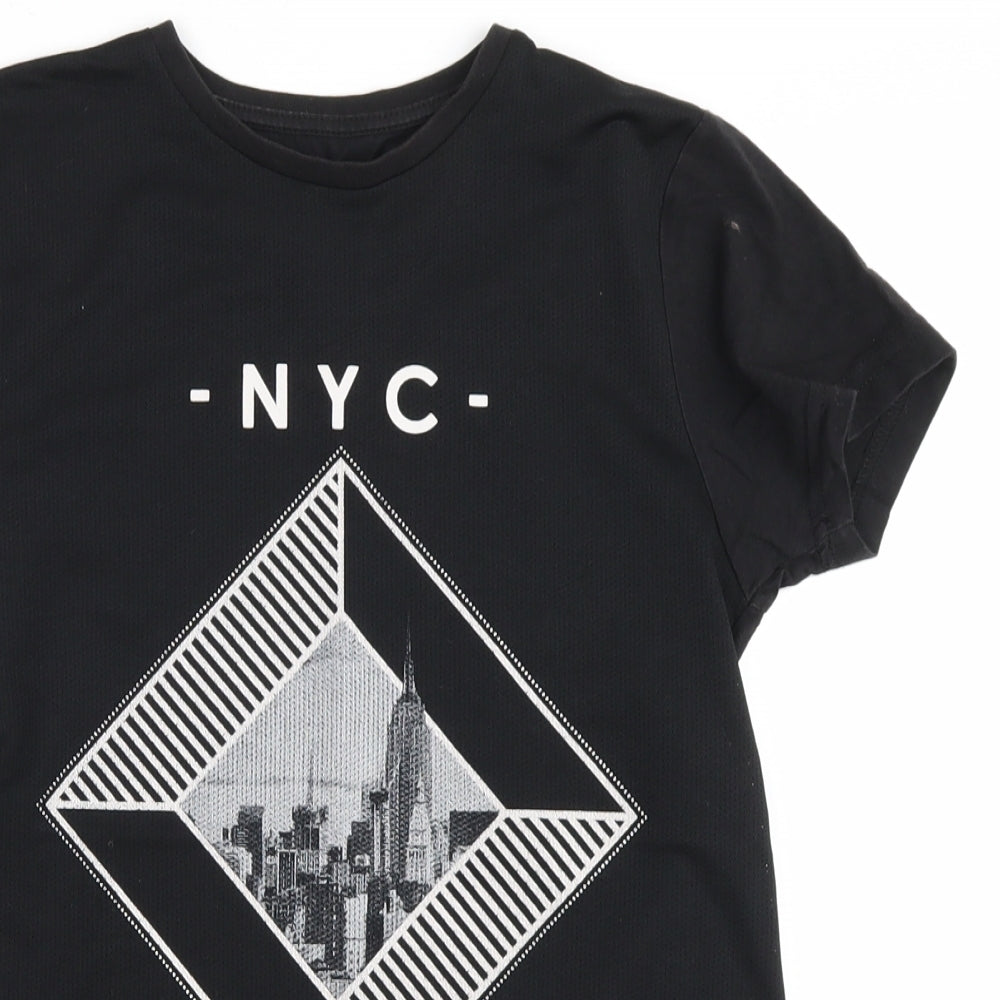 Primark Boys Black   Basic T-Shirt Size 10-11 Years  - manhatten