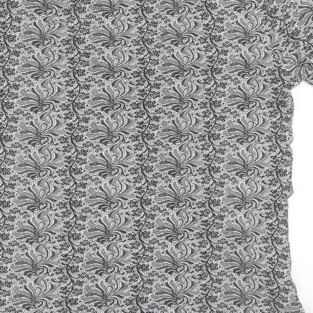 BM Womens Grey Geometric  Basic T-Shirt Size S