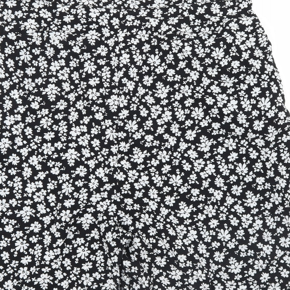 Urban Bliss Womens Black Floral  Boyfriend Shorts Size 14