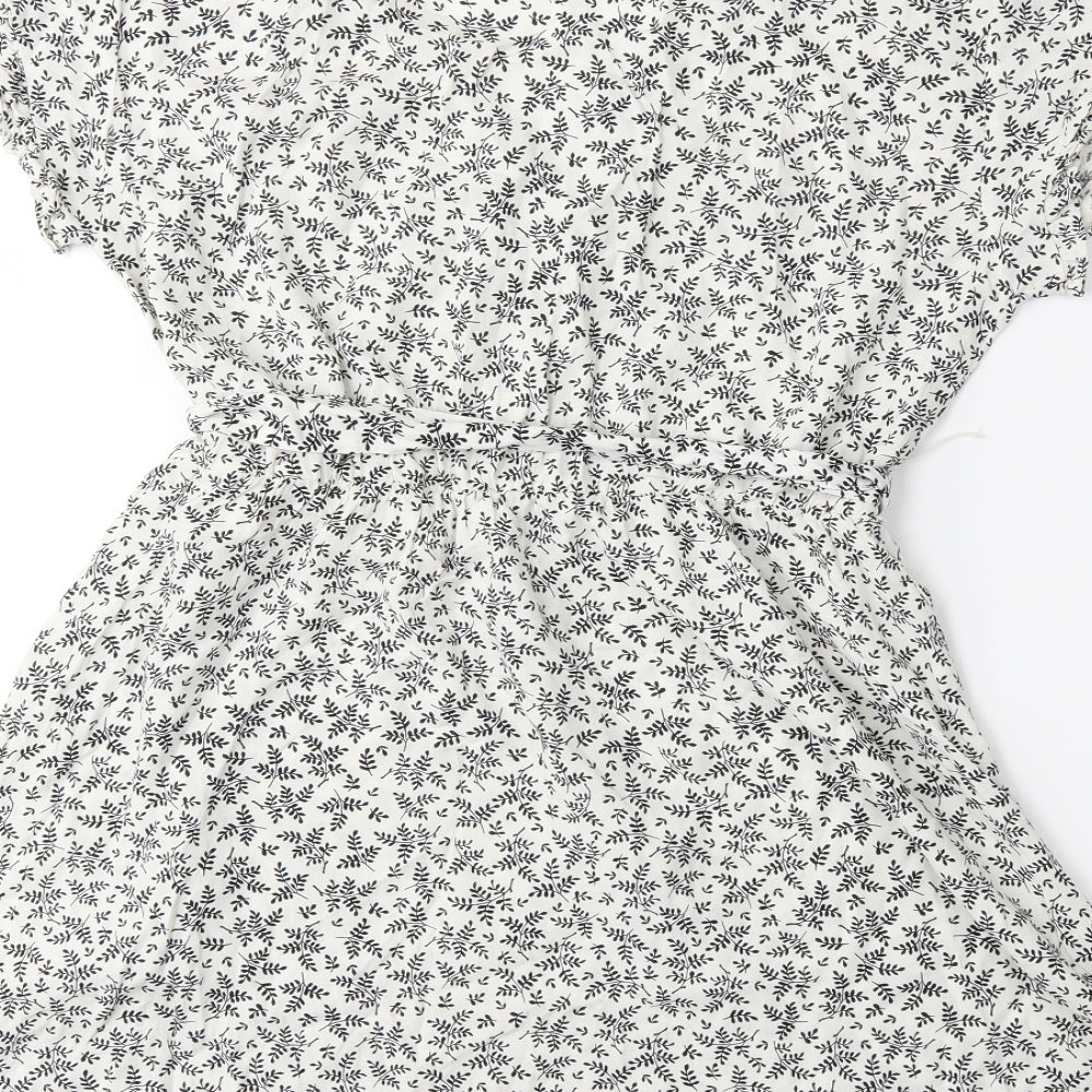 H&M Womens White Floral  Fit & Flare  Size 14