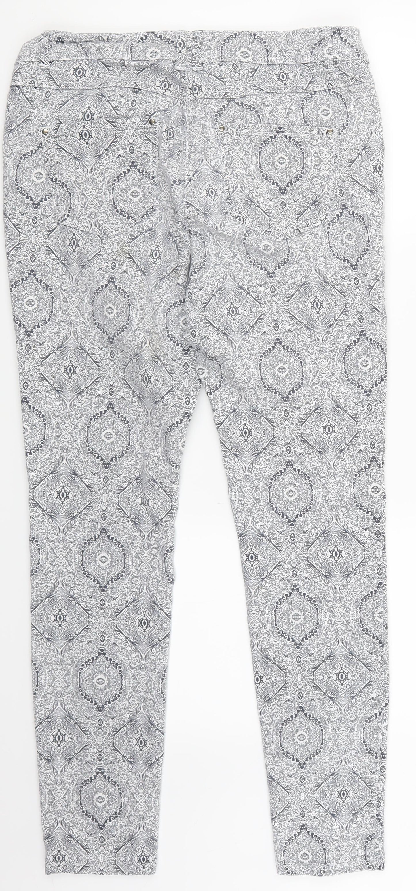 TU Womens White Argyle/Diamond Denim Skinny Jeans Size 14