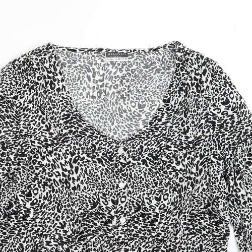 Beloved Womens White Animal Print  Basic Button-Up Size 8