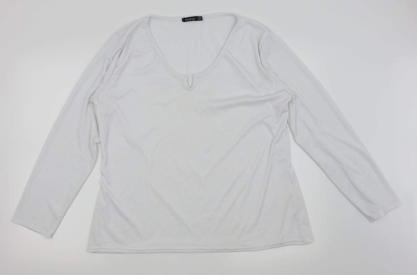 Boohoo Womens White   Basic T-Shirt Size 22