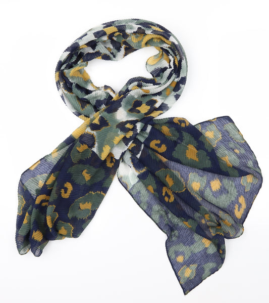 Front view of Preworn women’s blue shawl/wrap