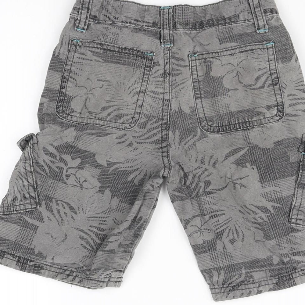 Rebel Boys Grey   Cargo Shorts Size 3-4 Years