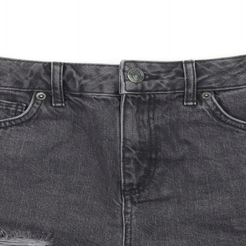 BDG Womens Black  Denim Hot Pants Shorts Size 27 in