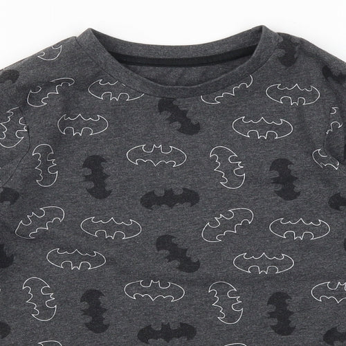 nutme' Boys Grey   Basic T-Shirt Size 7-8 Years  - batman