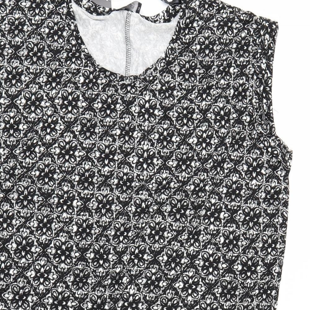 F&F Womens Black Geometric  Basic T-Shirt Size 18