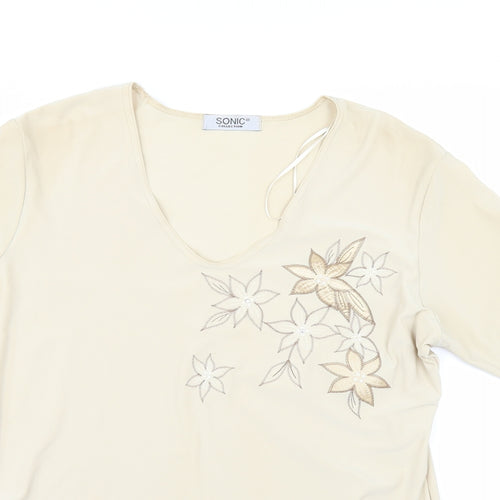 Sonic Womens Beige   Basic T-Shirt Size 16
