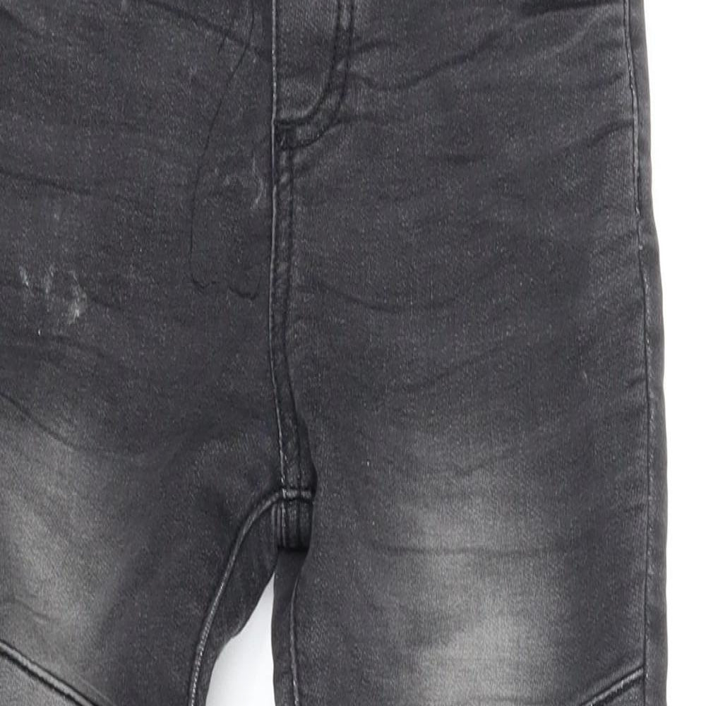 F&F Boys Grey  Denim Tapered Jeans Size 5-6 Years