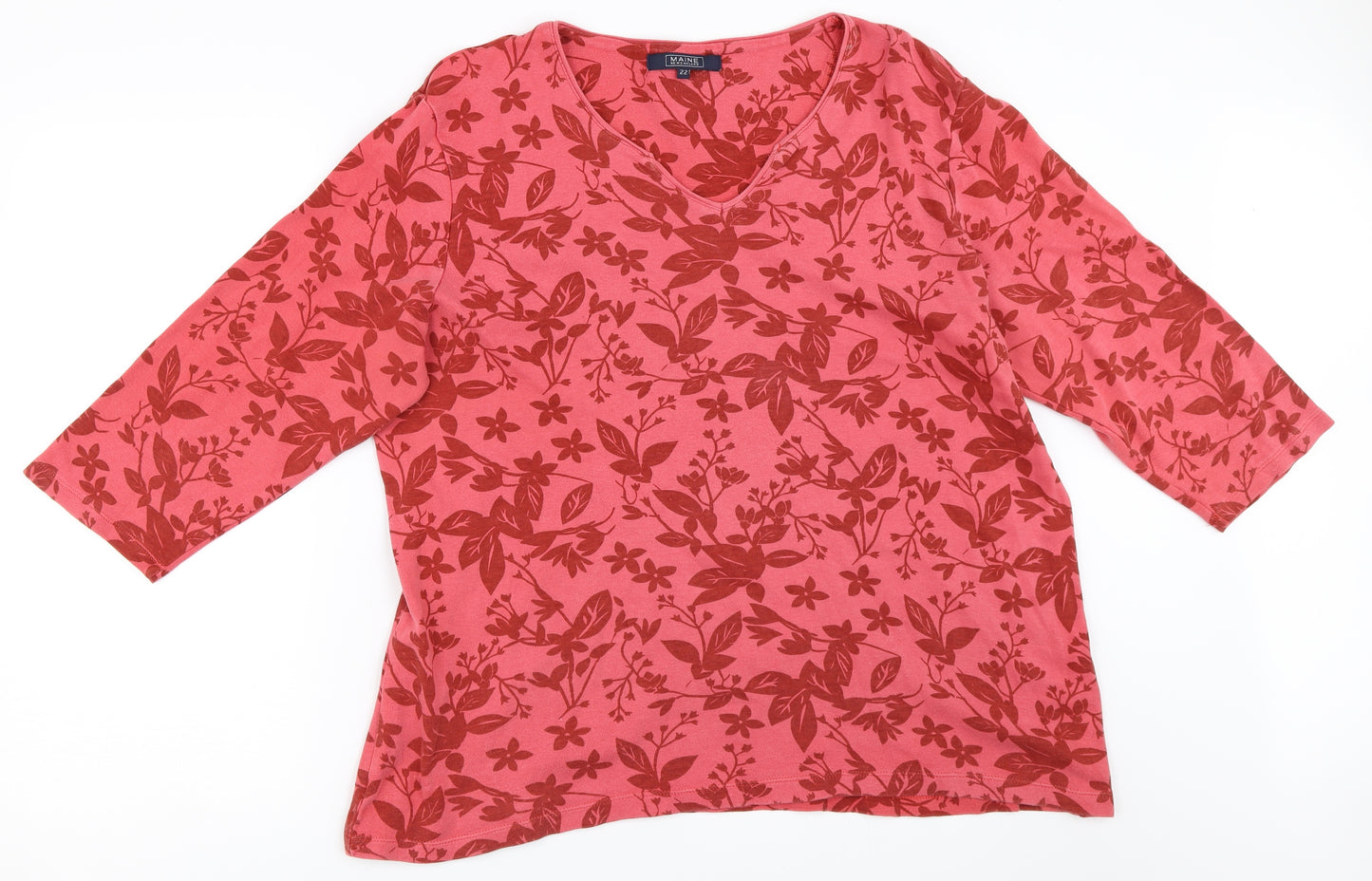 Maine New England Womens Red   Basic T-Shirt Size 22