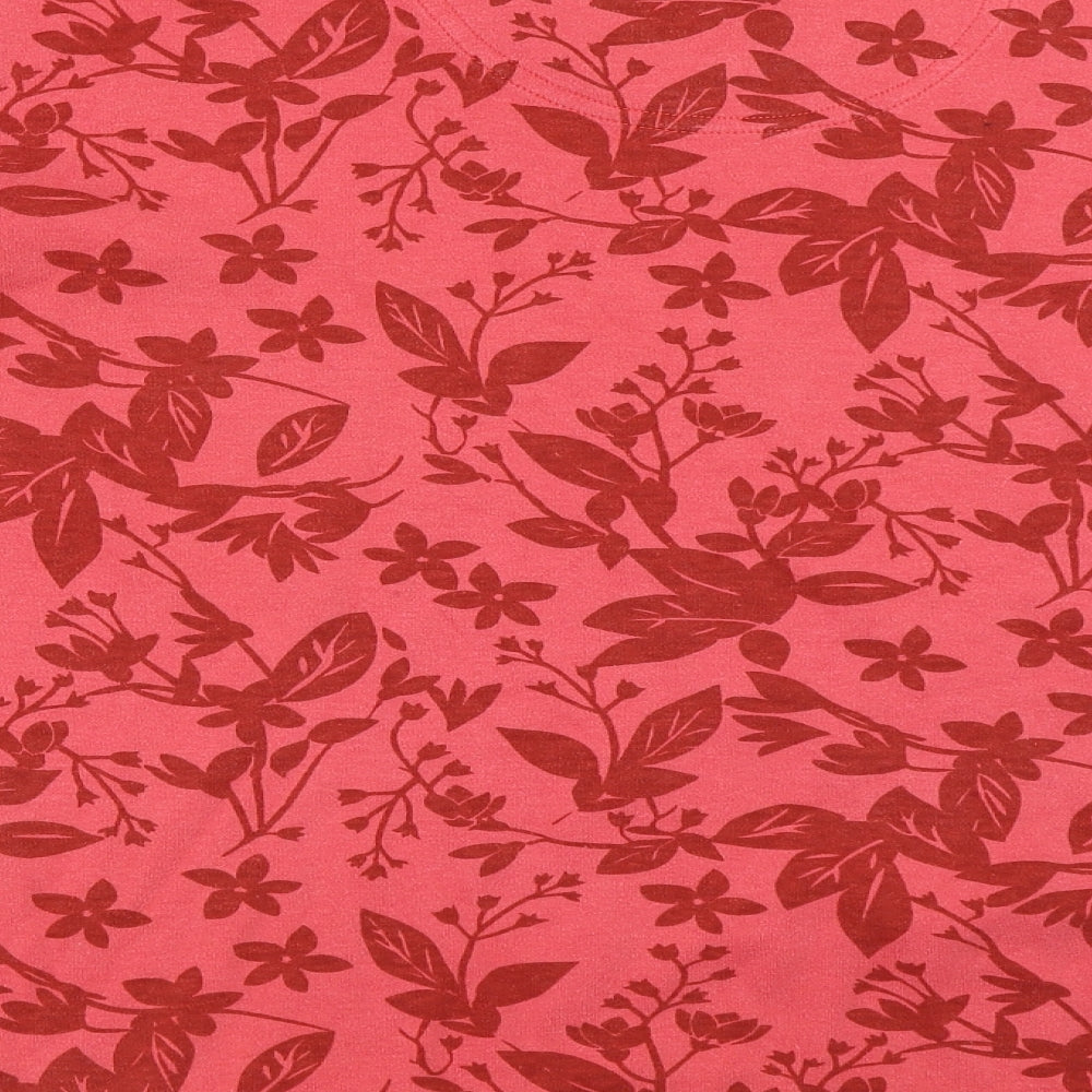 Maine New England Womens Red   Basic T-Shirt Size 22