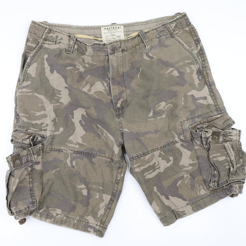Mantaray Mens Green Camouflage  Bermuda Shorts Size 42 in