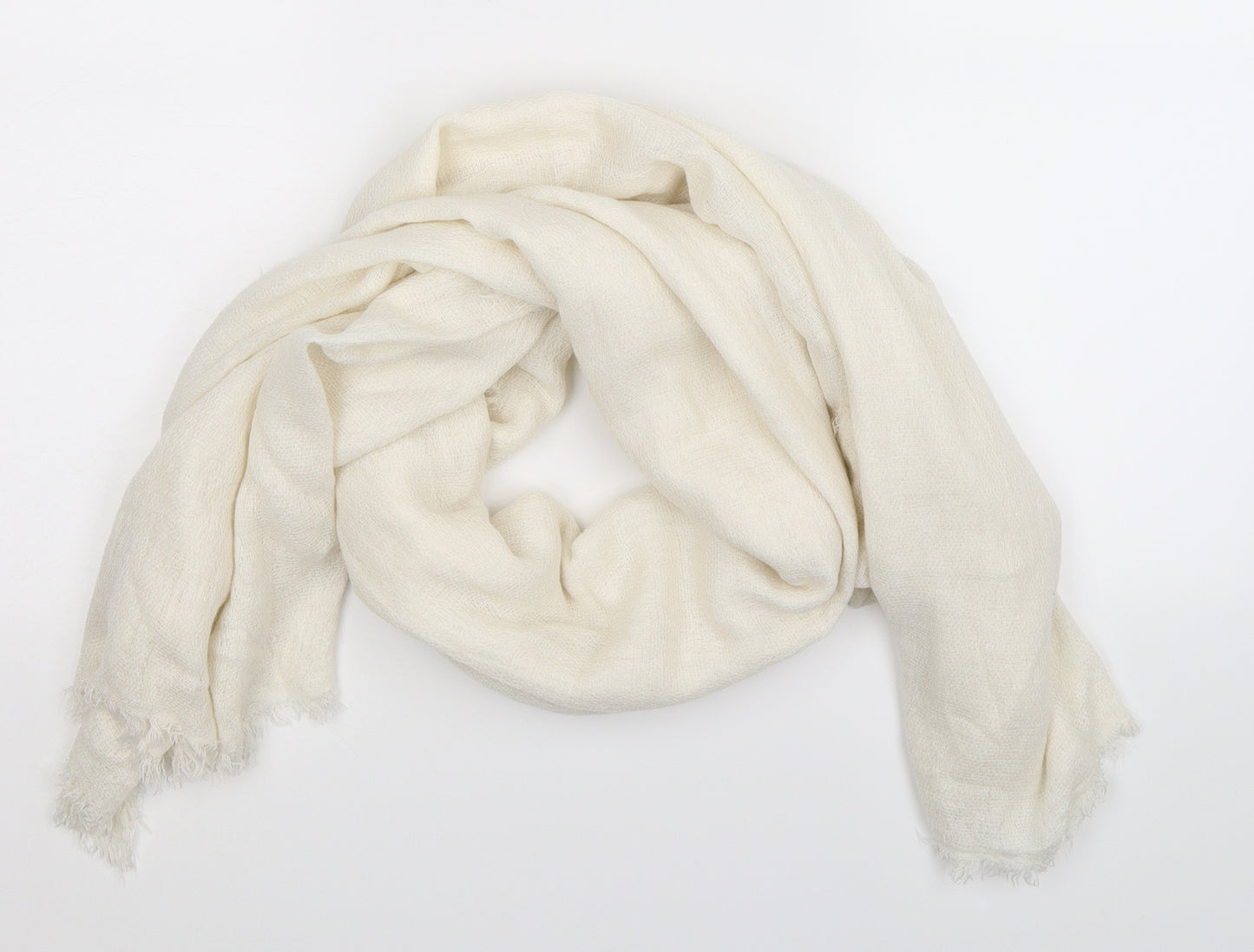 Preworn Womens White  Knit  Scarf