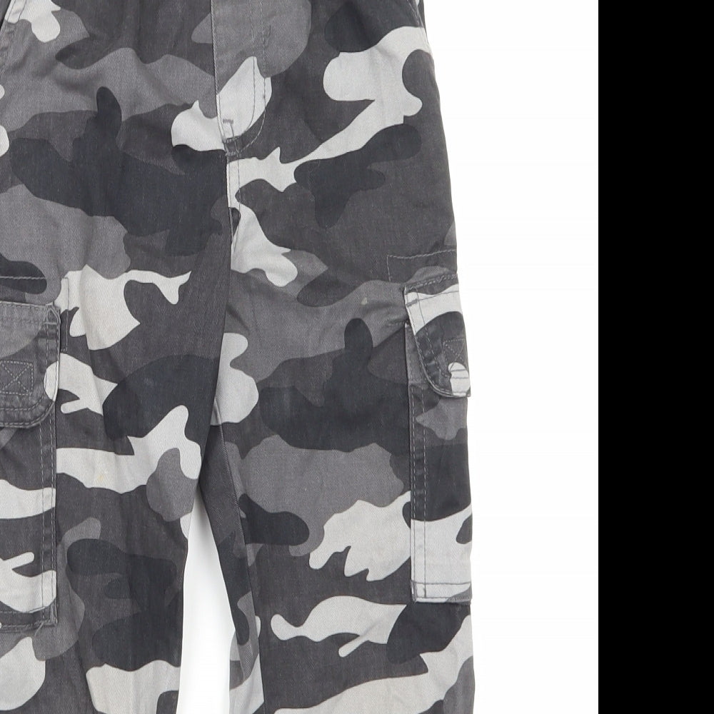 The Children's Place Boys Grey Camouflage  Cargo Trousers Size 5 Years