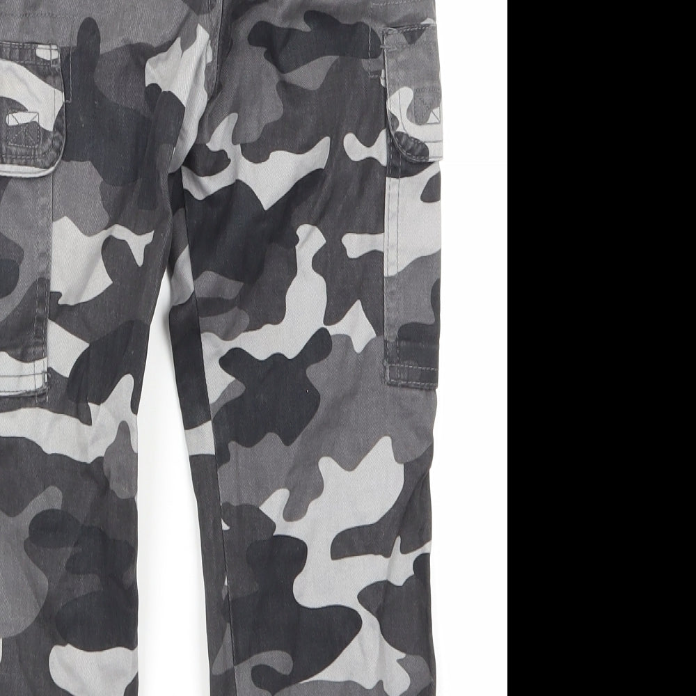 The Children's Place Boys Grey Camouflage  Cargo Trousers Size 5 Years