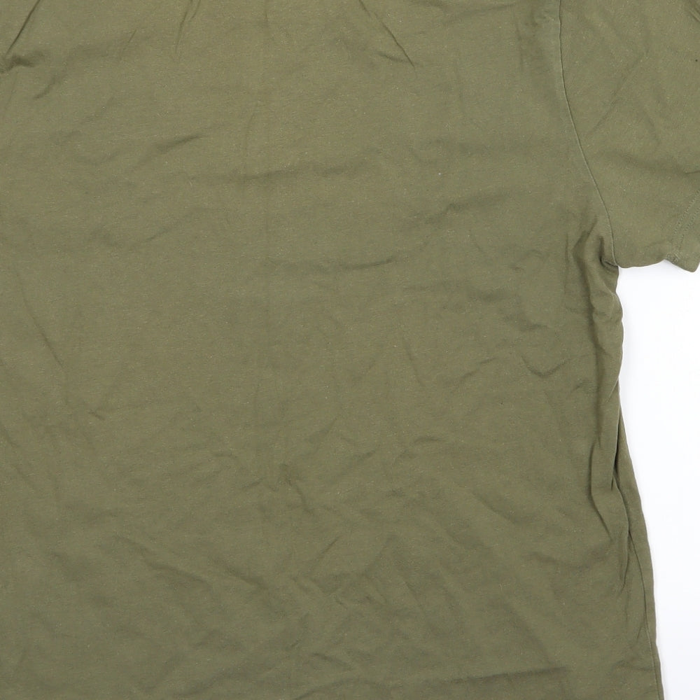 Addidas Mens Green    T-Shirt Size M