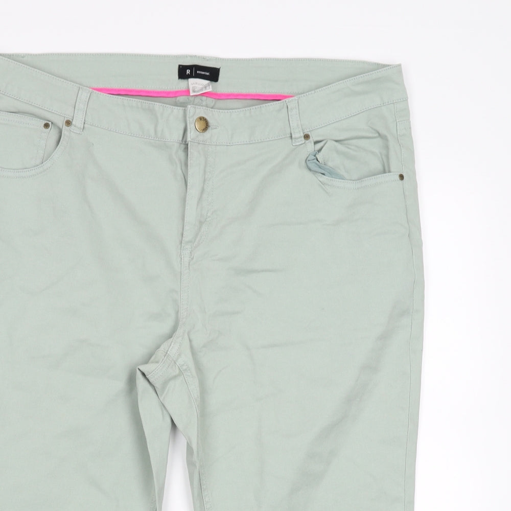R Essential Womens Green   Chino Shorts Size 22