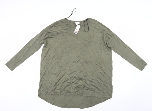 Front view of H&M women’s green basic t-shirt, size UK 4