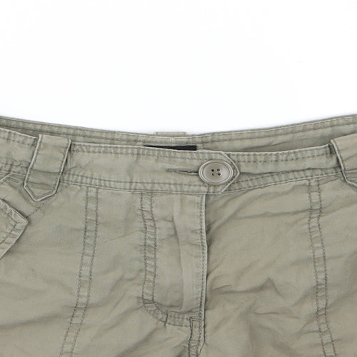 H&M Womens Green   Cargo Shorts Size 30 in