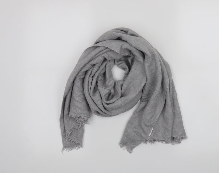 Preworn Womens Grey    Scarf