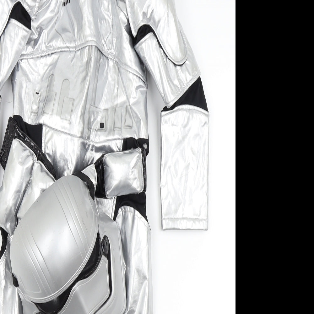 Disney Boys Silver   Basic T-Shirt Size 5-6 Years  - Costume