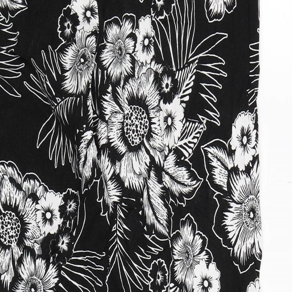 Papaya Womens Black Floral  Trousers  Size 16 L26 in