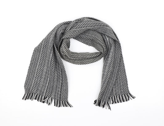 Front view of Preworn men’s grey striped knit scarf one size