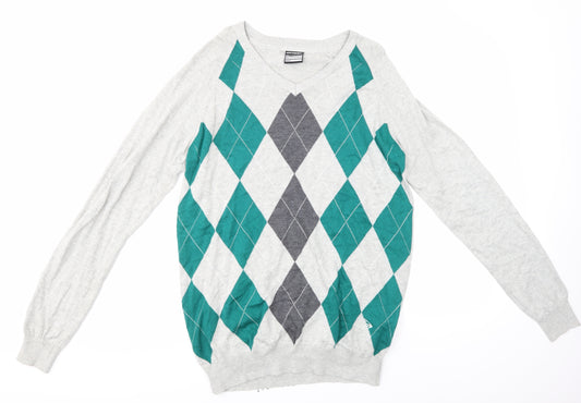 Front view of Dunlop men’s multicoloured argyle/diamond henley jumper