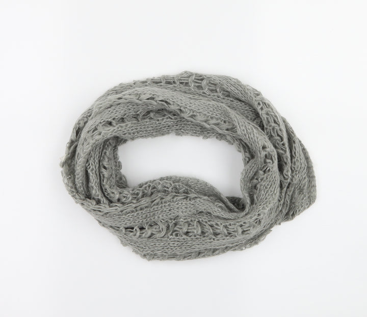 Preworn Womens Grey Knit Scarf